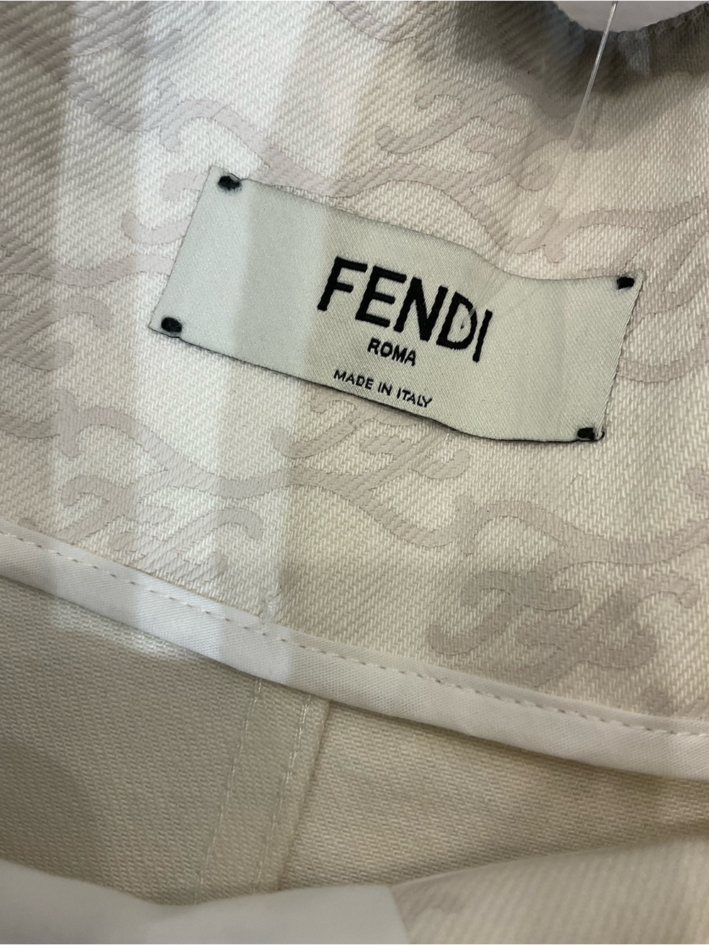 Fendi Shorts - Picture 4 of 7